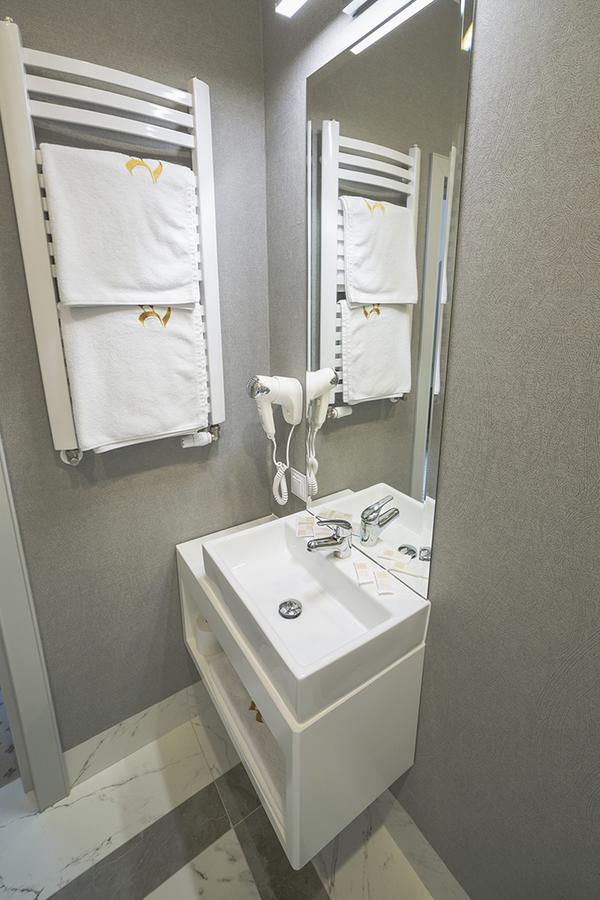 Basniowa Otel Wyszków Dış mekan fotoğraf