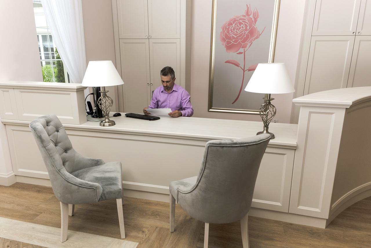 Basniowa Otel Wyszków Dış mekan fotoğraf