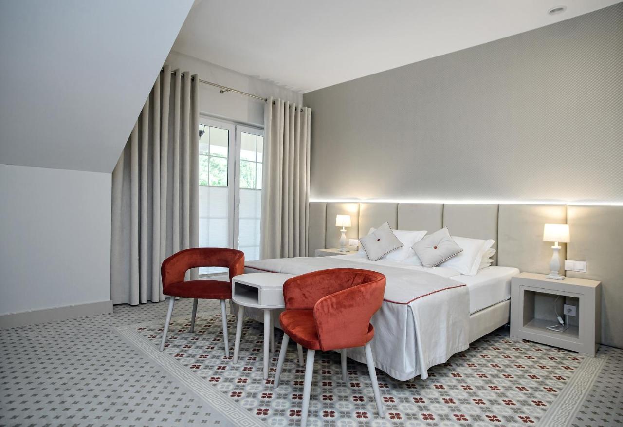 Basniowa Otel Wyszków Dış mekan fotoğraf