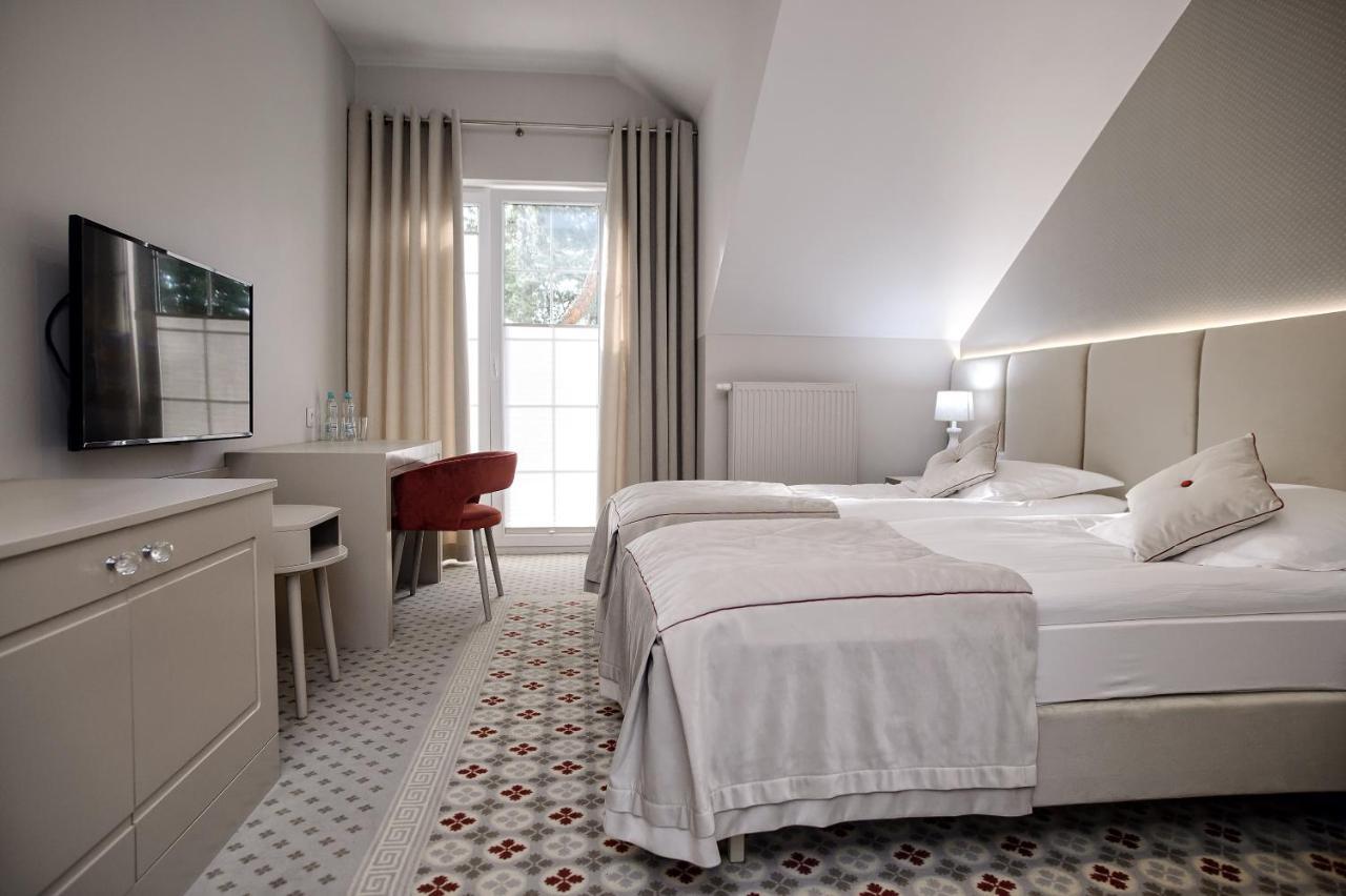 Basniowa Otel Wyszków Dış mekan fotoğraf